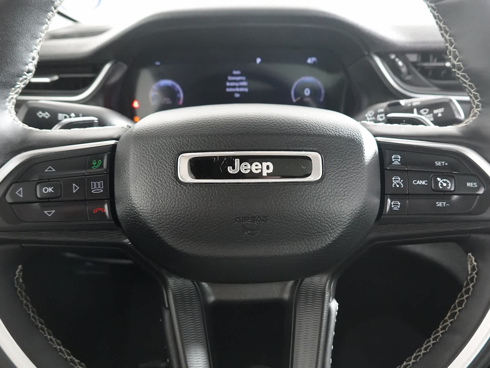 2023 Jeep Grand Cherokee Laredo