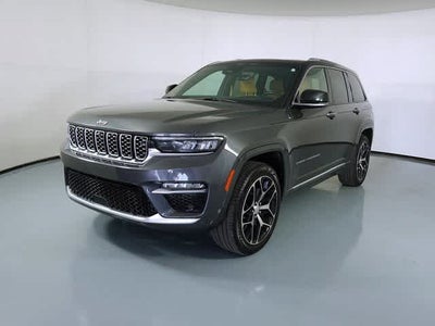 2022 Jeep Grand Cherokee Summit