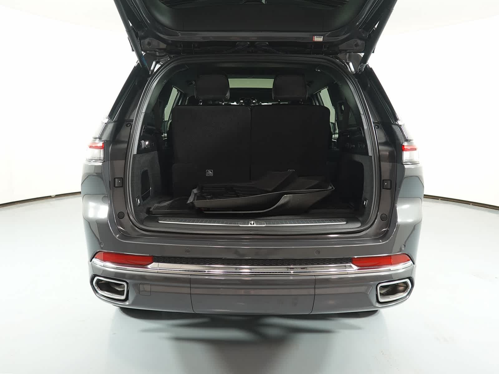 2024 Jeep Grand Cherokee L Overland