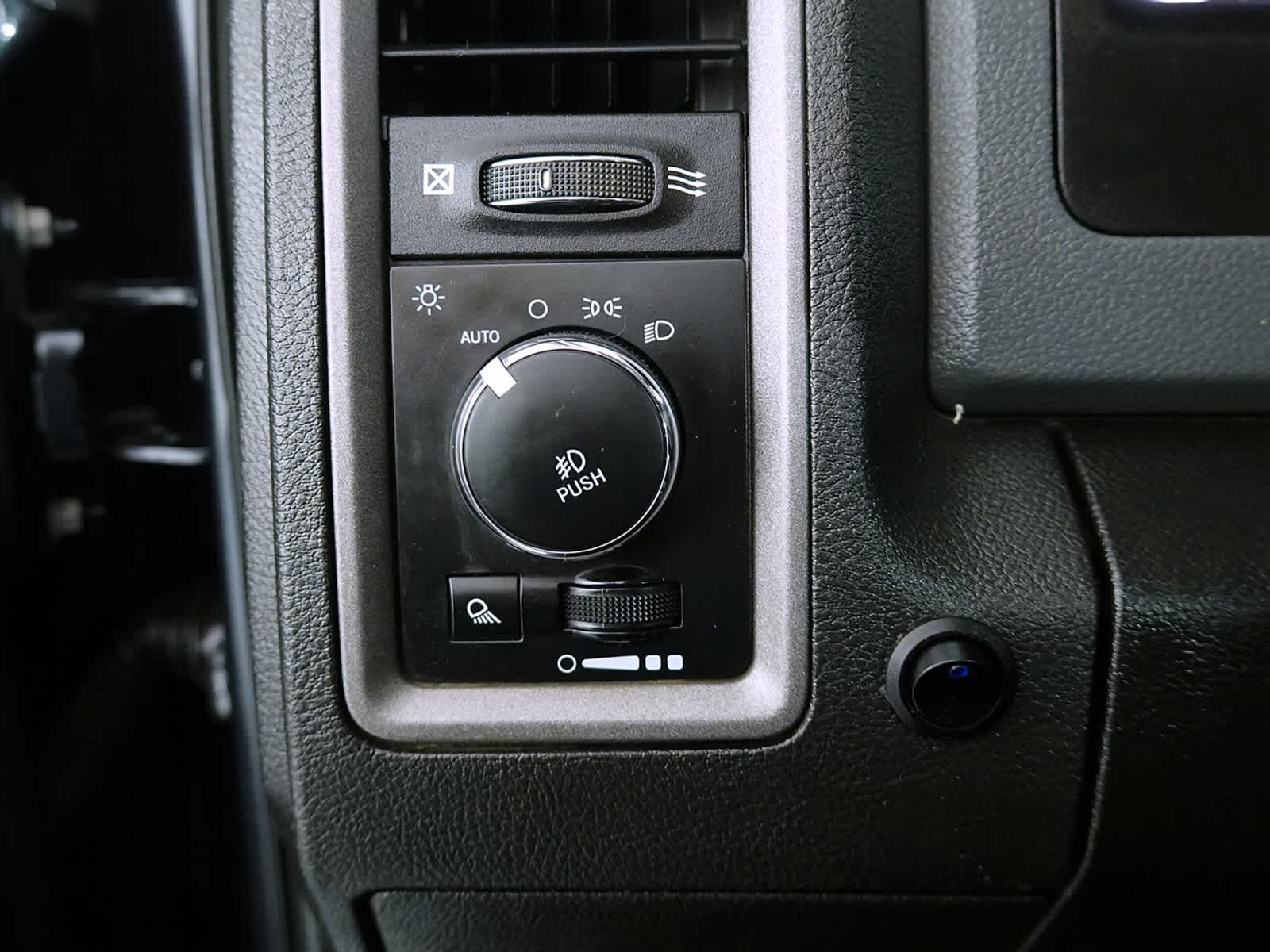 2019 RAM 1500 Classic Express