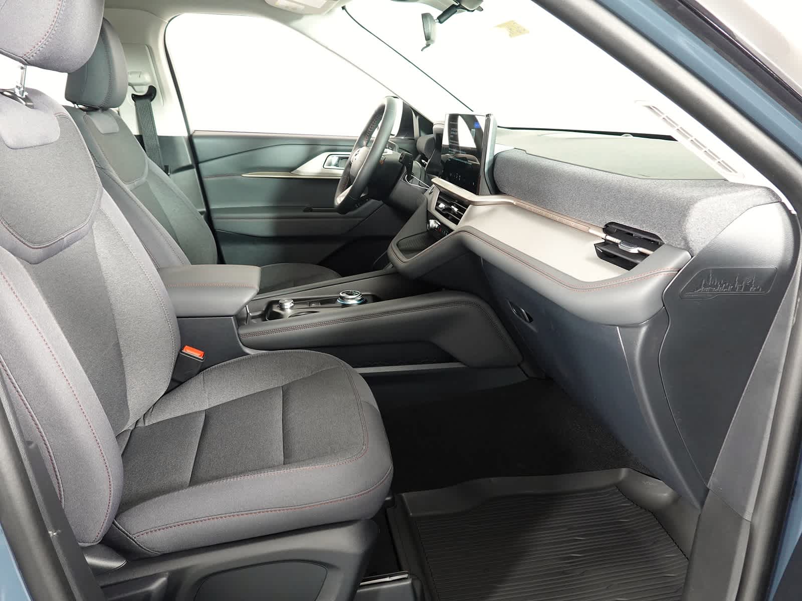 2026 Ford Explorer Active w/100A Pkg