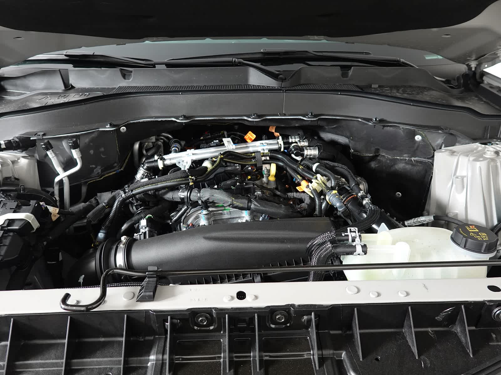 2026 Ford Explorer Active w/100A Pkg