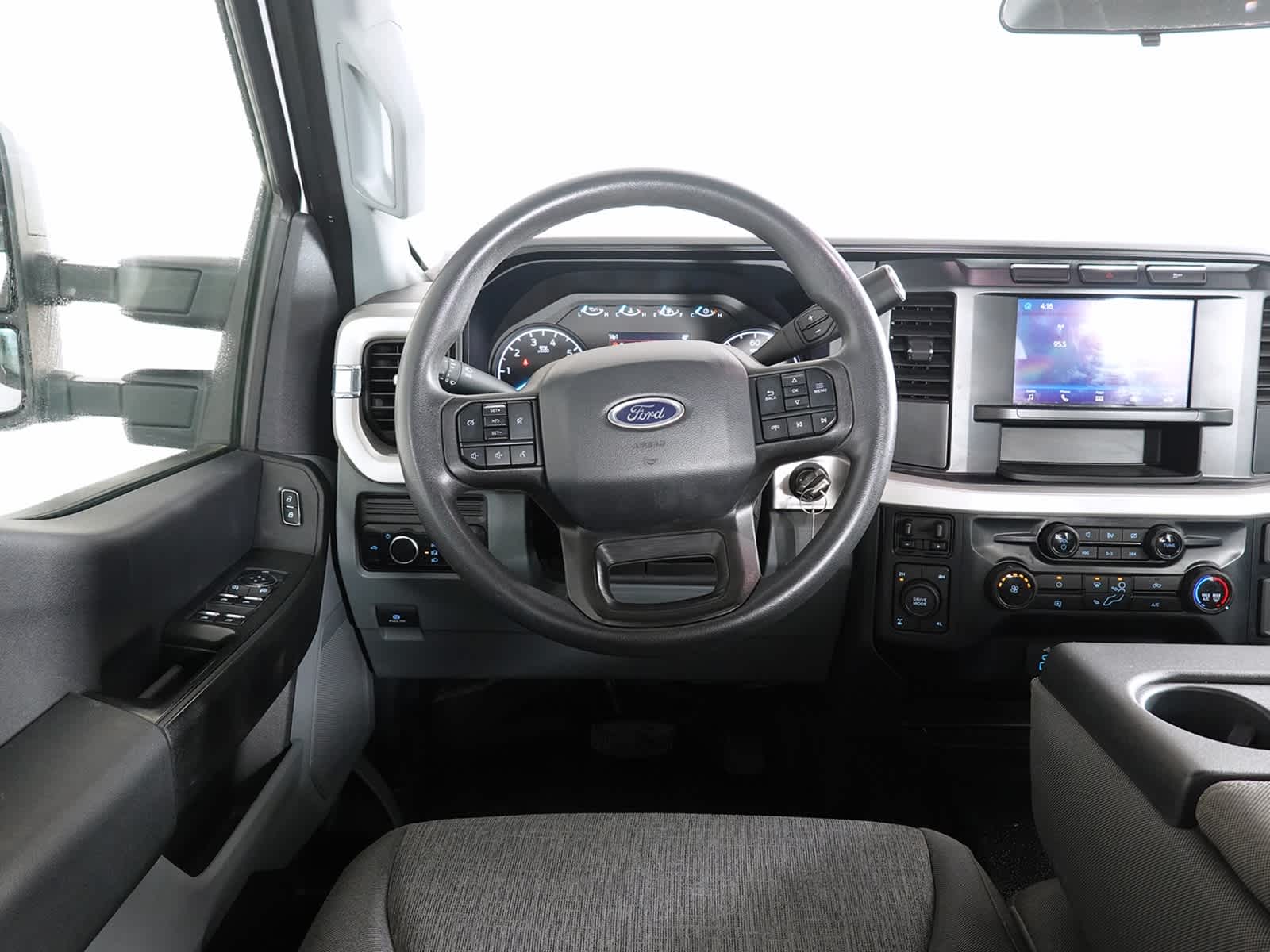 2024 Ford Super Duty F-250 SRW XL