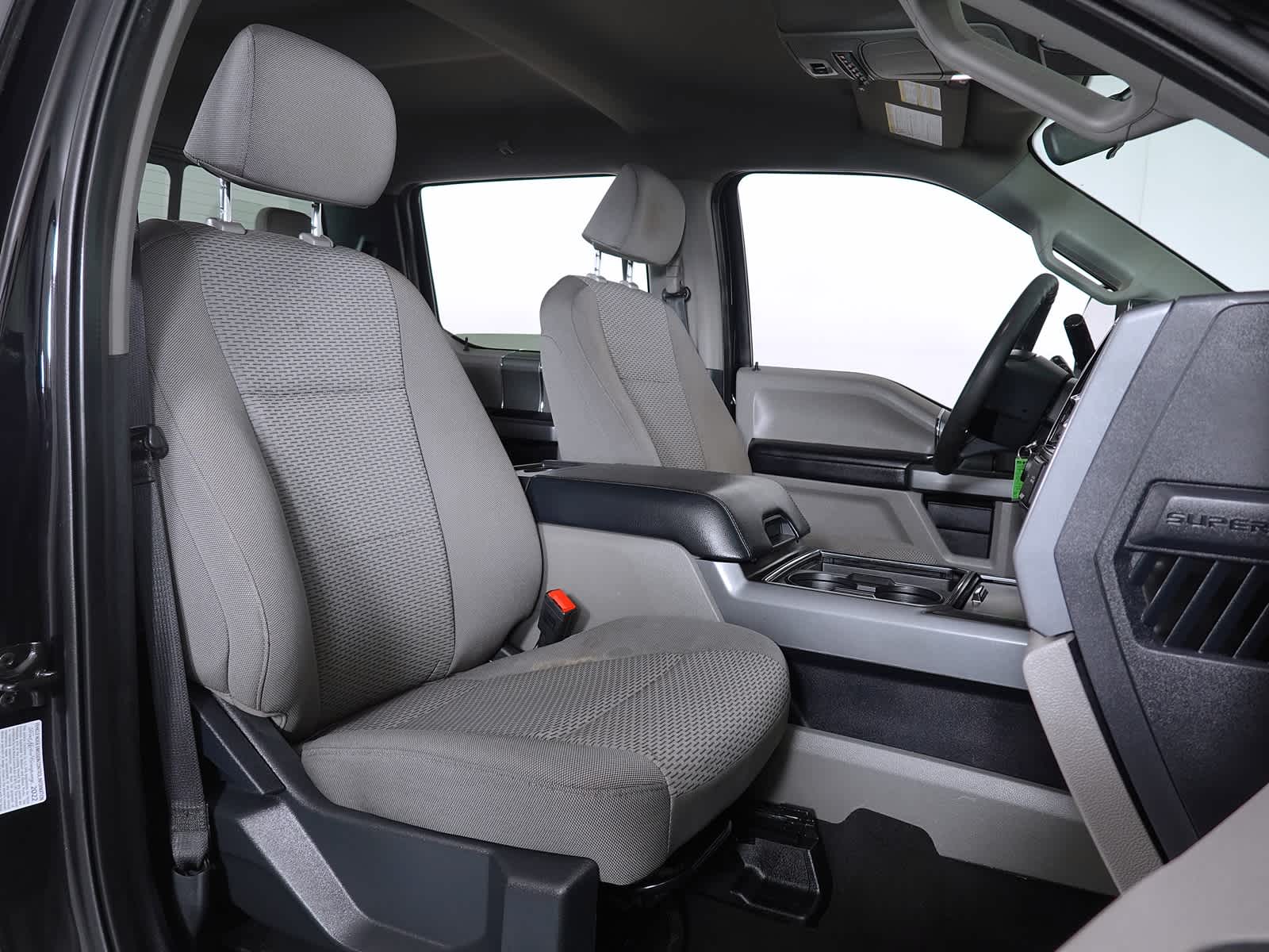 2022 Ford Super Duty F-350 SRW XLT