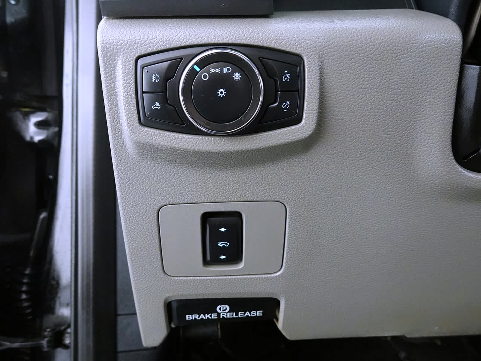 2022 Ford Super Duty F-350 SRW XLT