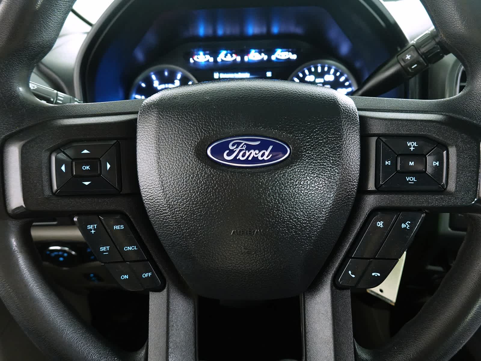 2022 Ford Super Duty F-350 SRW XLT