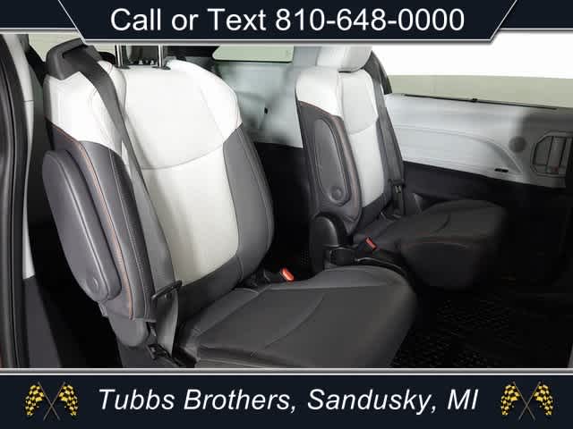 2022 Toyota Sienna XSE