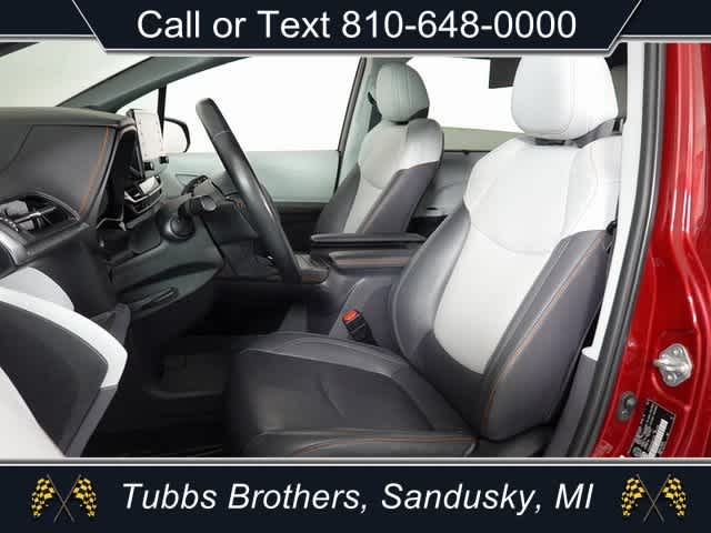 2022 Toyota Sienna XSE