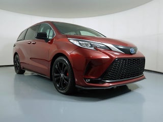 2022 Toyota Sienna XSE