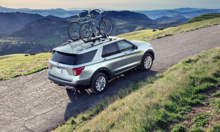 2023 Ford Explorer with a roof rack carrying bikes